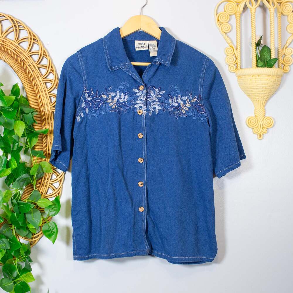 VTG Denim Shirt Embroidered Floral Vine Button Down Short Sleeve | True Spring